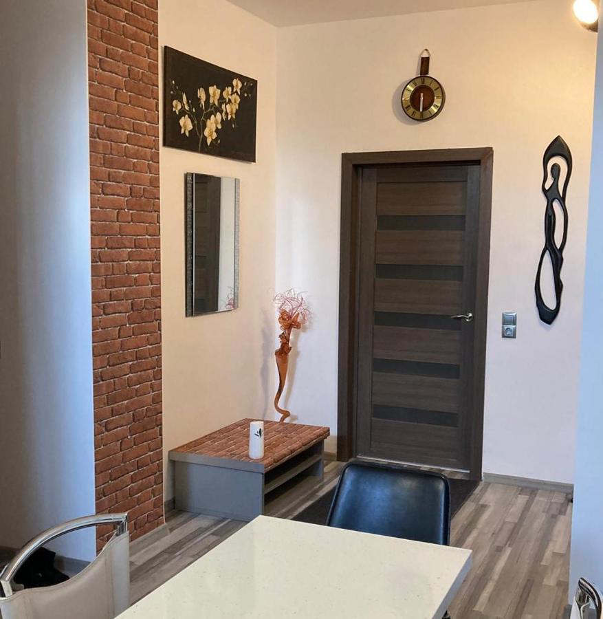 Edit House Apartment เตอร์กู-มูเรช ภายนอก รูปภาพ